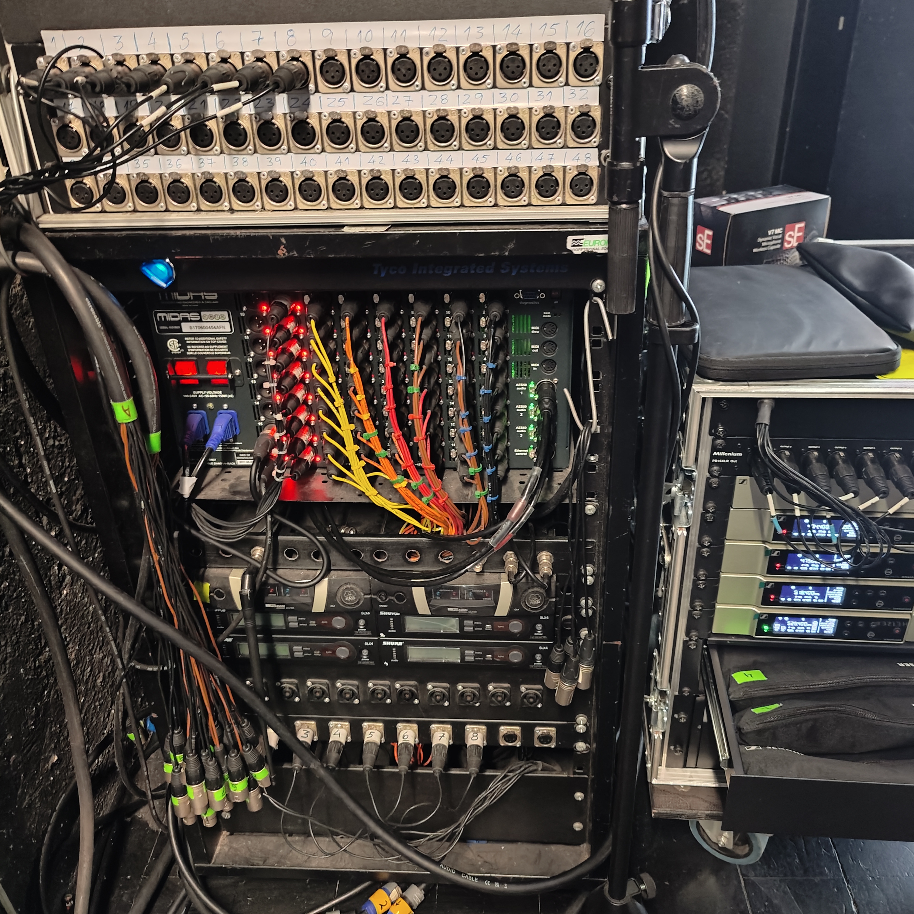 Equipamento de Som 9